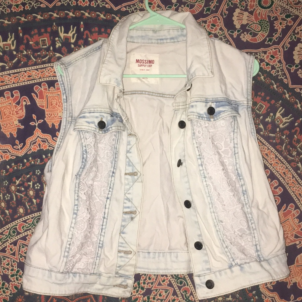 Light wash sleeveless jean vest with lace